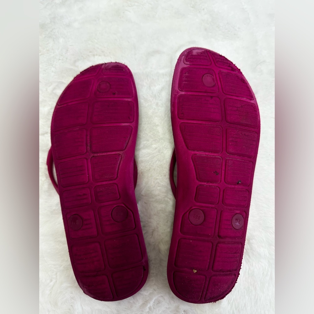 Nike Women's Sandals in Pink and Black - Picture 4 of 7